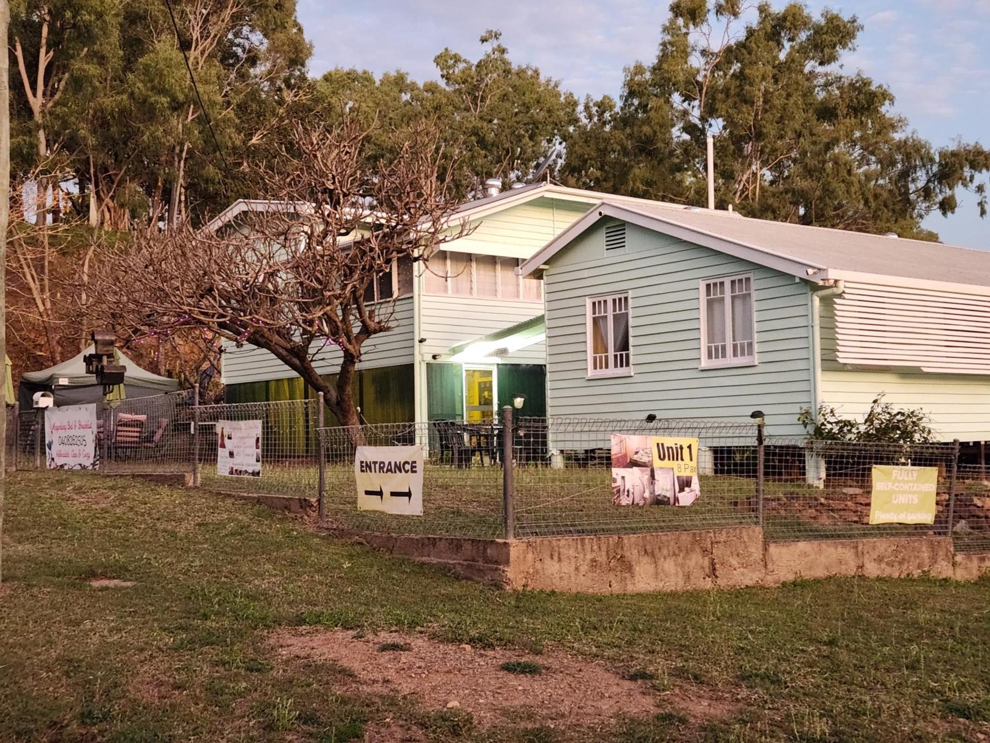 Appartement Meyenburg Unit 1 à Mount Morgan Extérieur photo